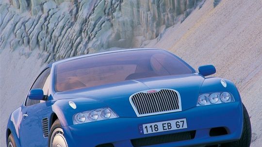 Bugatti EB 118 malo neuveriteľný 18-valcový motor.