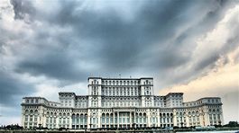 Ceauşescov palác prešiel od Orwella k Jacksonovi