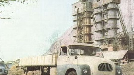 Centrálna nosná rúra jej zabezpečila potrebnú...