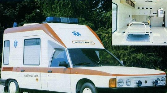 Vedľa Š 1203 pôsobila Tatra 613 RZP ako zjavenie.
