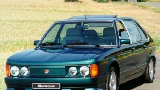 Po roku 1991 začala do T 613 prenikať zložitá...