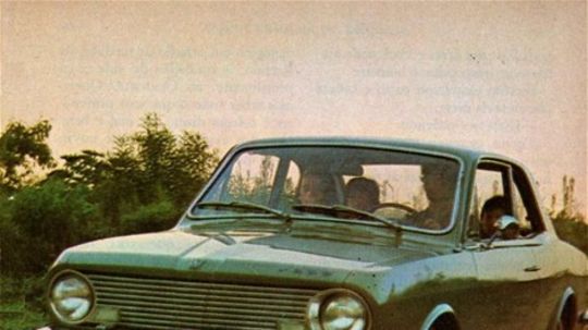 Americký dizajn mechanikou Renaultu 12 - Ford...