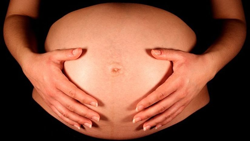 tehotenstvo - bruško - pôrod - výživa - bábätko
