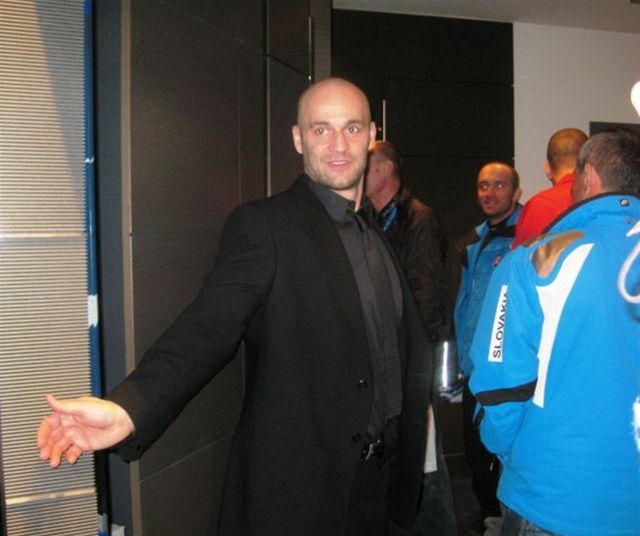 Pavol Demitra pozýva paralympionikov do šatne...