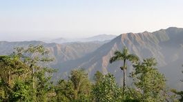 Turisti na Kube hľadajú chodníky, ktoré vyšliapali revolucionári