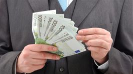 Polícia zatýkala pre úplatky v tendroch štátnych Lesov SR