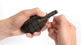 Paradoxy histórie: Svet na vlásku