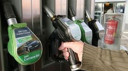 IEA: Ropy bude prebytok