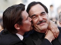 Josh Brolin a Oliver Stone