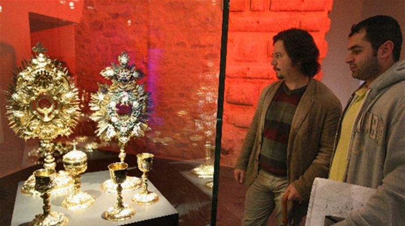 Výstava ARS Liturgica: zlatníctvo v službách...