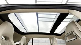 Mercedes-Benz posiela zázračnú strechu do výroby