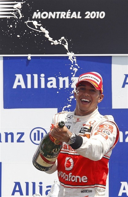 Hamilton si v Kanade uhájil pole position, McLareny získali double ...