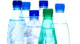 EÚ vytesní plasty z bežného života, učiť sa bude aj slovenský spotrebiteľ