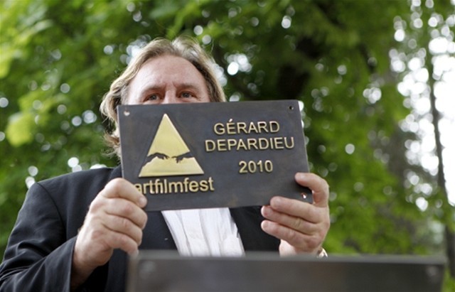 Gérard Depardieu si v júni 2010 prevzal...