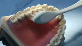 Zvykáte si ťažšie na zubnú náhradu? Nebojte sa