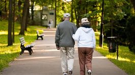 Hlasovanie o zastropovaní dôchodkového veku sa odsúva na september