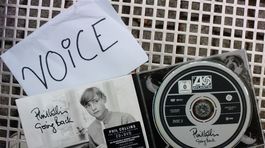 Recenzia: Phil Collins sa vracia do puberty. A spieva mladé soulové hity