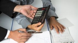 Rozpočet má ďalšie riziká, deficit sa môže vyšplhať až na 1,3 % HDP