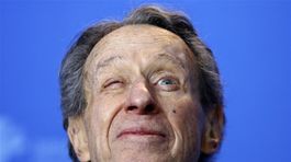 Režisér Bonnie a Clyde pomáhal aj Kennedymu, zradilo ho srdce