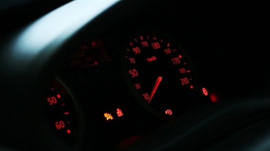 Prístroje sú jednoduché a prehľadné.