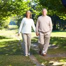 Obyčajná chôdza spomalí starnutie mozgu