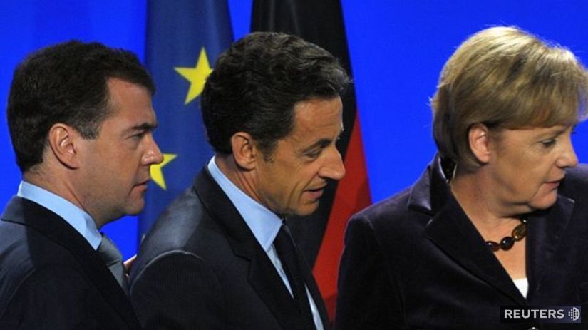 Merkelová, Sarkozy, Medvedev