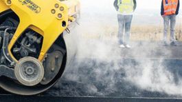 NDS nespí. Súťaž na tunel Soroška, zmluva na križovanie D1/D4