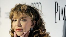 Courtney Love by rada koncertovala s britskými Savages