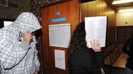 Policajti obvinení z týrania Rómov na súde odmietli vypovedať