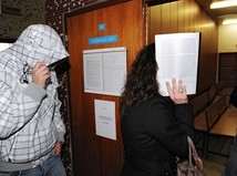 policajti, súd, obvinenie