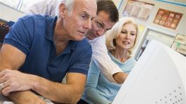 Starobné dôchodky stúpnu najmenej o 8,40 eura