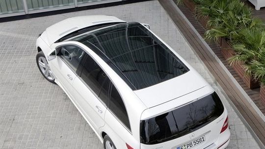 Stále je k dispozícii v dvoch dĺžkach karosérie.