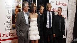 Zľava: Robert De Niro, Jessica Alba, Ben Stiller, Owen Wilson a Dustin Hoffman