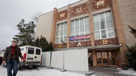 Budovy PKO v Bratislave začal investor búrať