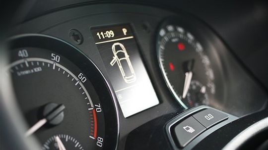 DSG motor do červeného poľa otáčkomera nikdy...