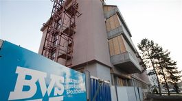 Skalica schválila budúci predaj akcií vodární Kmotríkovi