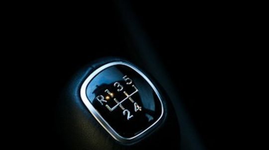 Päť stupňov motoru 1.4 CVVT stačí.