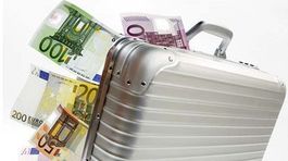 Grécko oficiálne požiadalo o ďalšiu pomoc