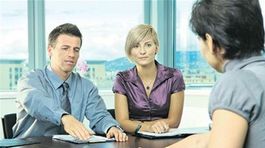 Absurdný bankový poplatok je späť