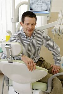 Zubár, MUDr. Tomáš Pánek.