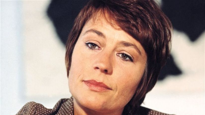 Annie Girardotová