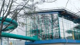 Plaváreň chce od mesta peniaze na zľavy