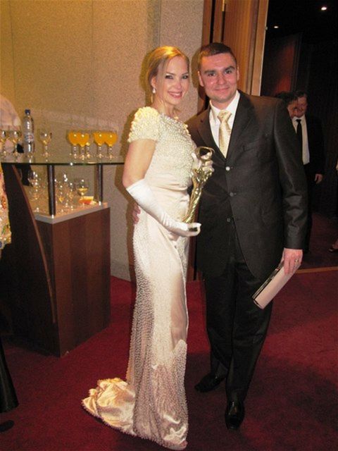 Moderátorka Lucia Barmošová s manželom. Tvár...