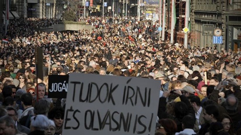 Maďarsko, demonštrácia, mediálny zákon