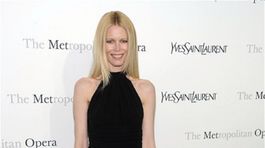 Ako sa stará o svoju postavu štyridsiatnička Claudia Schiffer?