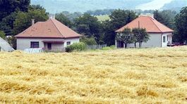 Sceľovanie pozemkov získa jasnejšie paragrafy, mali by všetko zrýchliť
