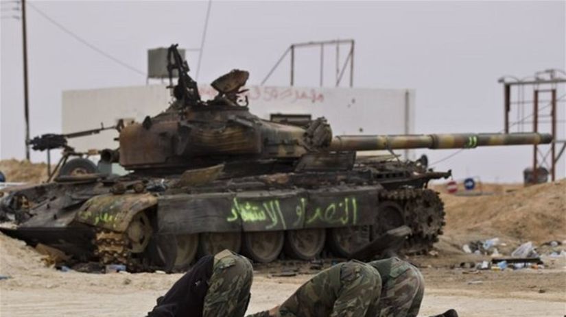 Líbya, povstalci, tank