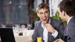 Týchto slovenských zvykov sa v zahraničí vyvarujte. Predídete trapasu