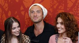 Gabriela Marcinková, Jude Law a Lucia Siposová