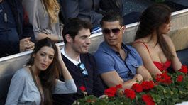 Zľava: Sara Carbonero, Iker Casillas, Cristiano Ronaldo a Irina Shayk
